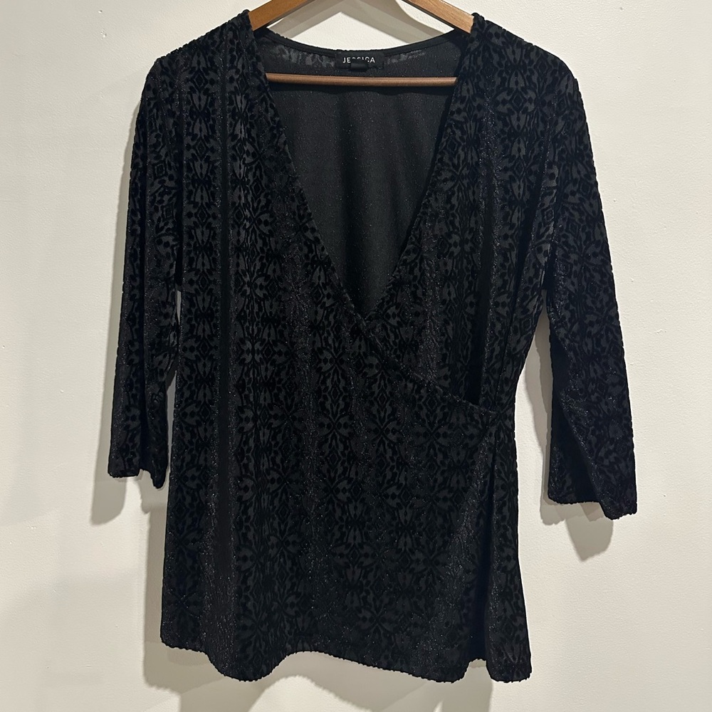 JESSICA Black Holiday Burnout Velvet Crossover Vneck‎ Long Sleeve Size L